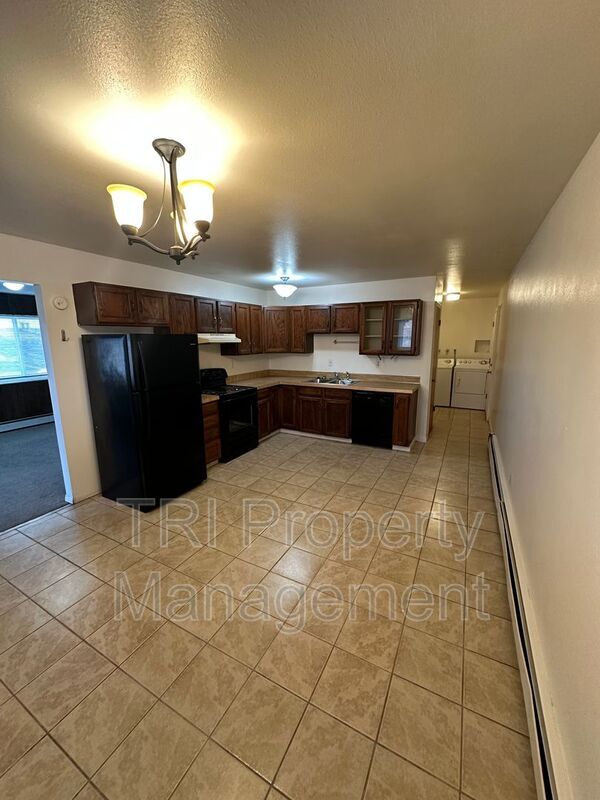 Building Photo - 1304 29th St