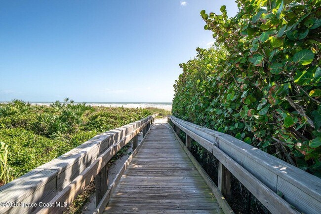 Building Photo - 221 Ocean Park Ln