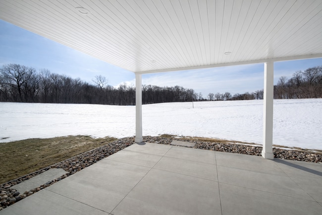 Building Photo - MUST SEE!  Gorgeous - Fully Furnished - New Construction Home in Delano.  No Detail Left To Be De...