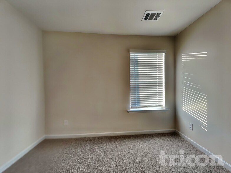 Building Photo - 3383 Arabian Farm Ln