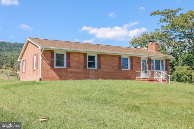 Building Photo - 481 Riffey Ln