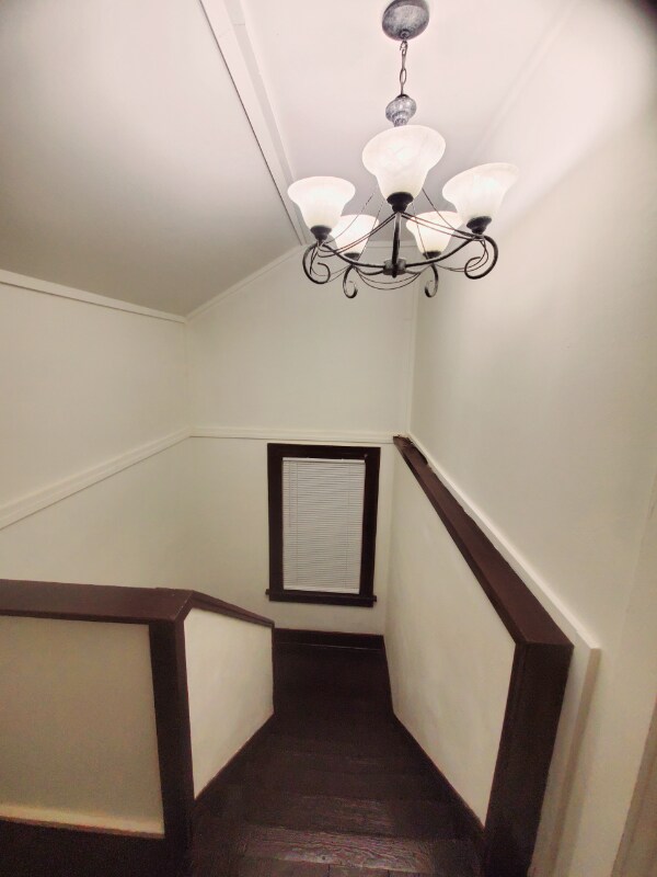 Building Photo - 11806 Farringdon Ave