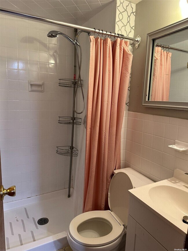 Building Photo - 92-09 242nd St