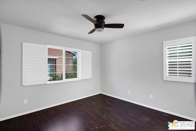 Building Photo - 607 Calle Vibrante