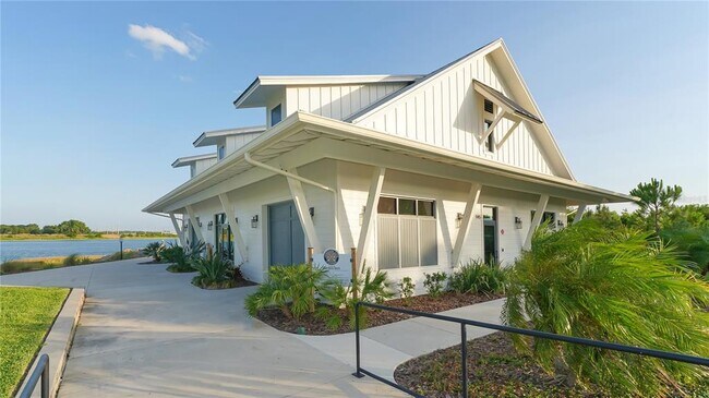 Building Photo - 8168 Sternway Rd