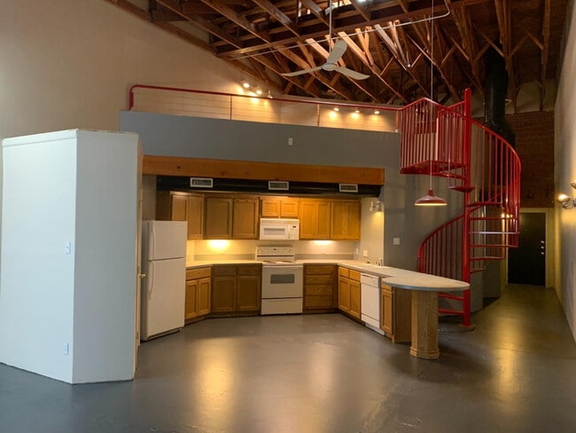 Primary Photo - 1401 Avenue J