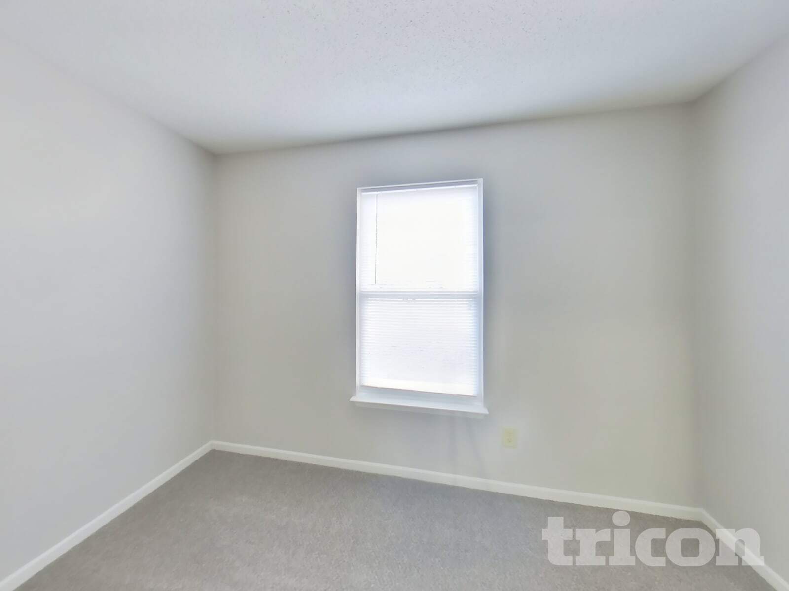 Building Photo - 773 Fern St