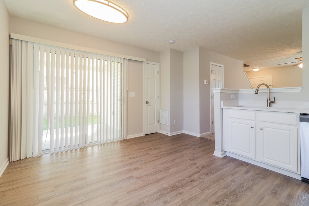 Building Photo - 141 Oak Grove Pl