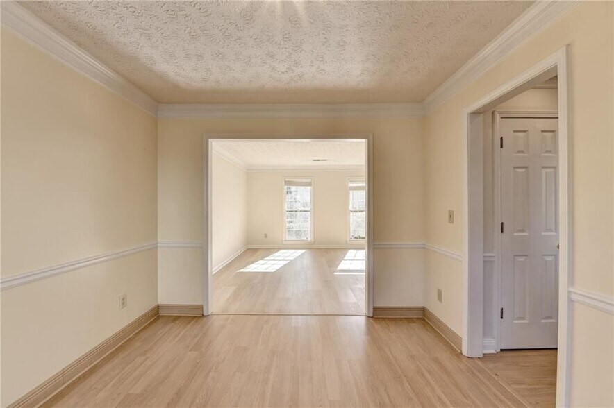 Building Photo - 3945 Genoa Ct