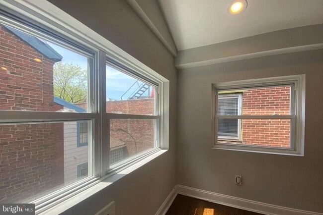 Building Photo - 1616 Spruce St