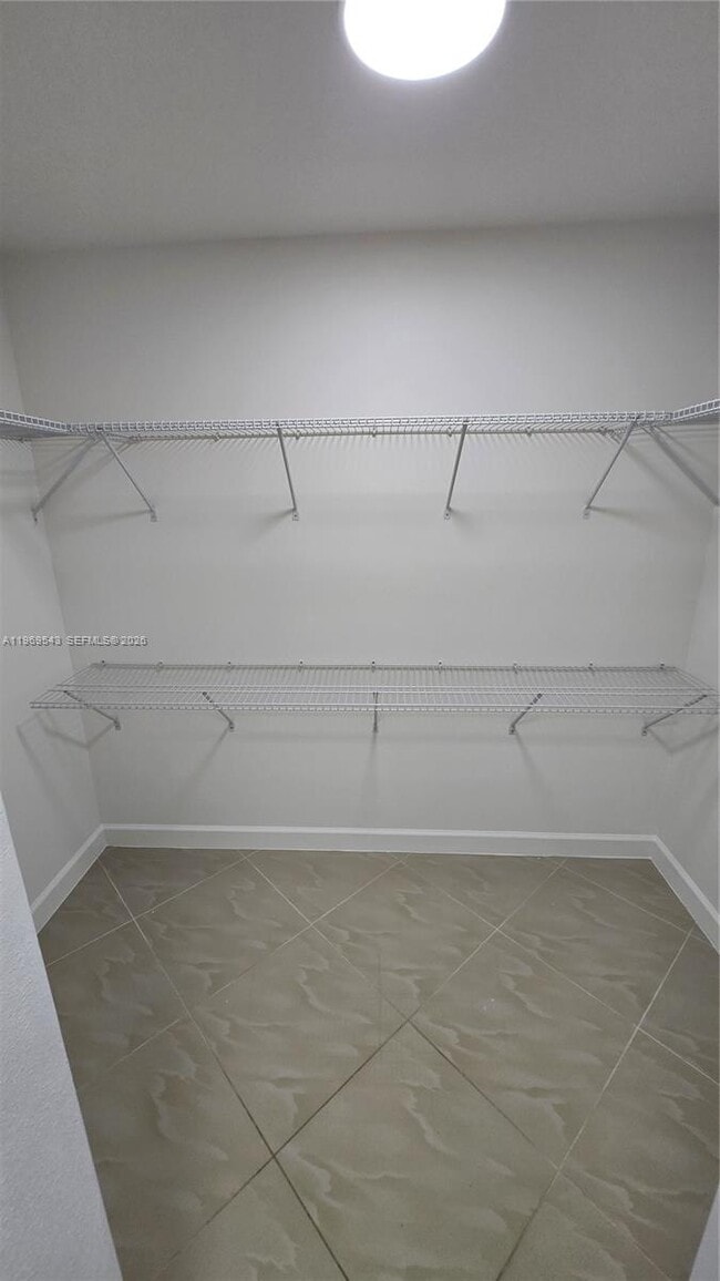 Building Photo - 250 Ipswich St