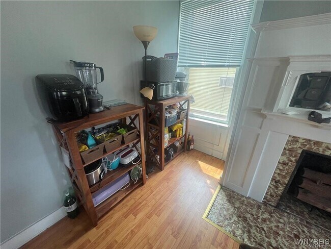 Building Photo - 1115 Delaware Ave