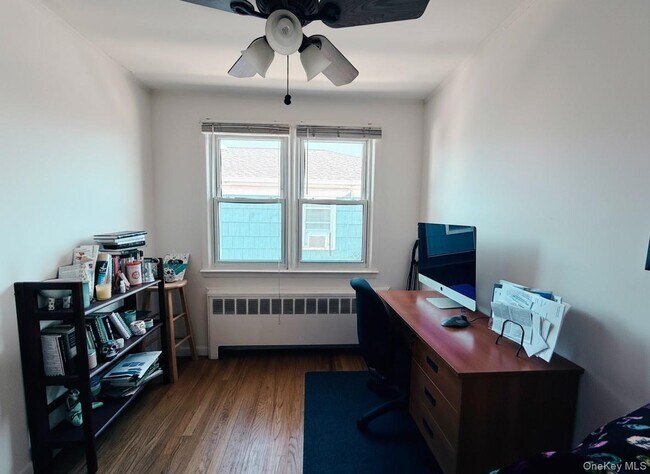 Building Photo - 525 E Olive St