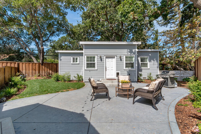 Building Photo - 3484 Moraga Blvd