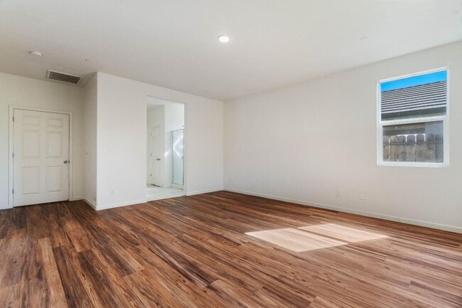 Building Photo - 3760 Orbison Ln