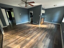 Building Photo - 1881 Nekoma Ct