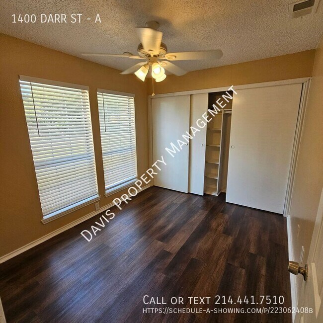 Building Photo - 1400 Darr St