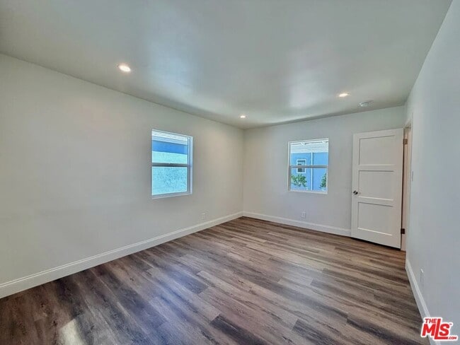 Building Photo - 501 S Gaylord Dr