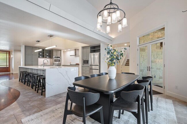 Building Photo - 7603 Rustling Cove