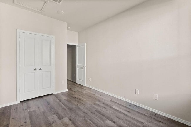 Building Photo - 11631 Vistawood St
