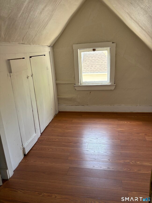 Building Photo - 225 Whiting Ln