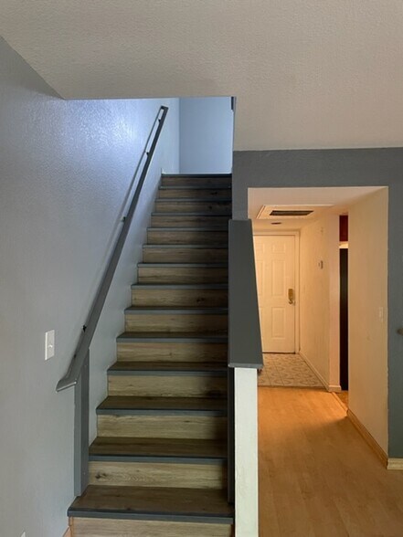Building Photo - 1068 Summerplace Dr