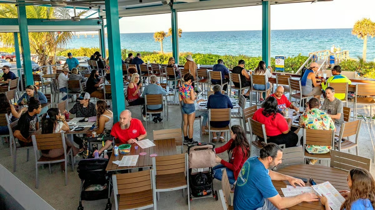 Building Photo - 414 Phippen Waiters Rd