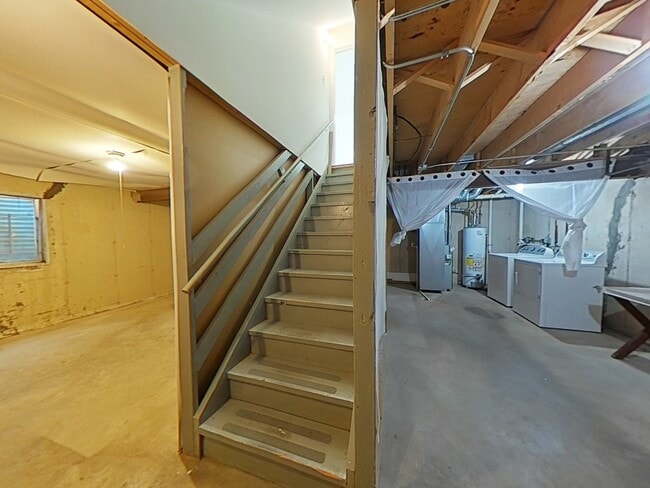 Building Photo - 3524 Willowview Ct