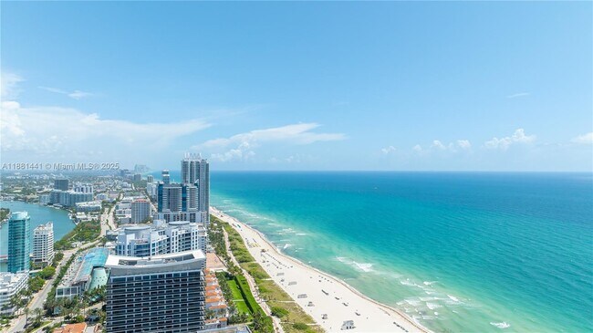 Building Photo - 5700 Collins Ave