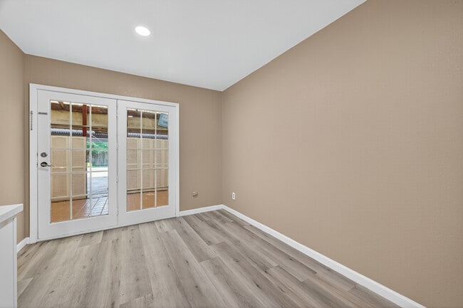 Building Photo - 6710 Biggs Ct