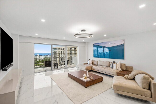 Building Photo - 875 E Camino Real