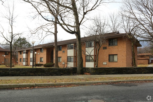 Building Photo - St. Simeon I Apartments