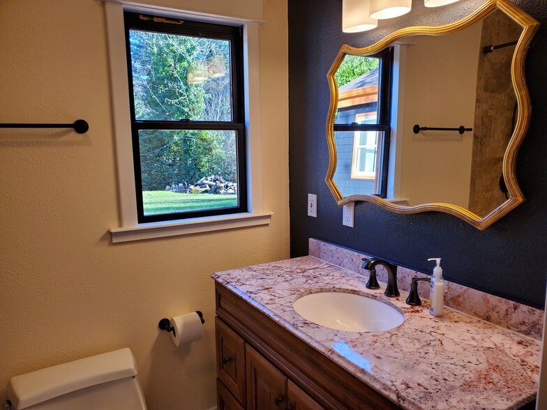 2nd Bathroom - 3430 SW Scholls Ferry Rd