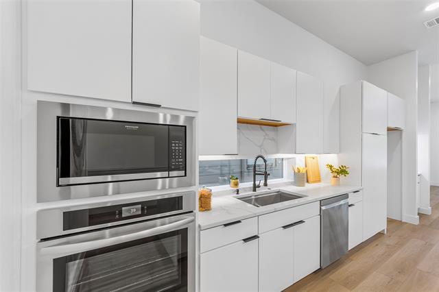 Building Photo - 1115 Muncie Ave