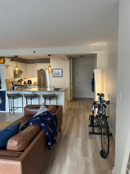 New flloors - 620 Peachtree St NE