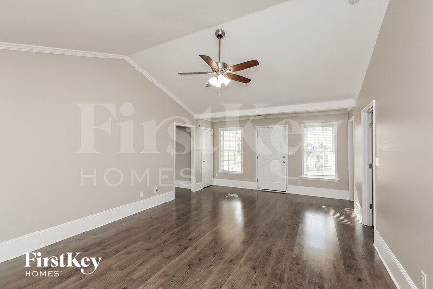 Building Photo - 3104 Kelly Grove Ln