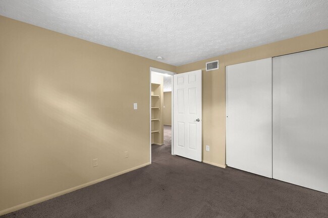 Building Photo - 2 Bedroom Affordable Housing Apartment