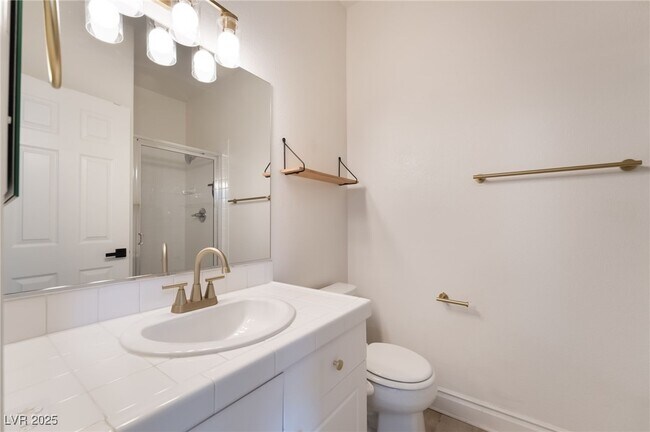 Building Photo - 299 Queen Creek Cir