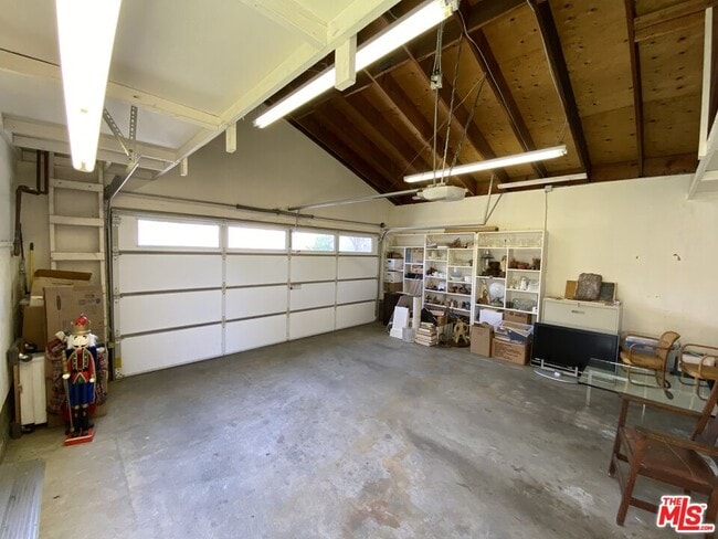 Building Photo - 59 Village Pkwy