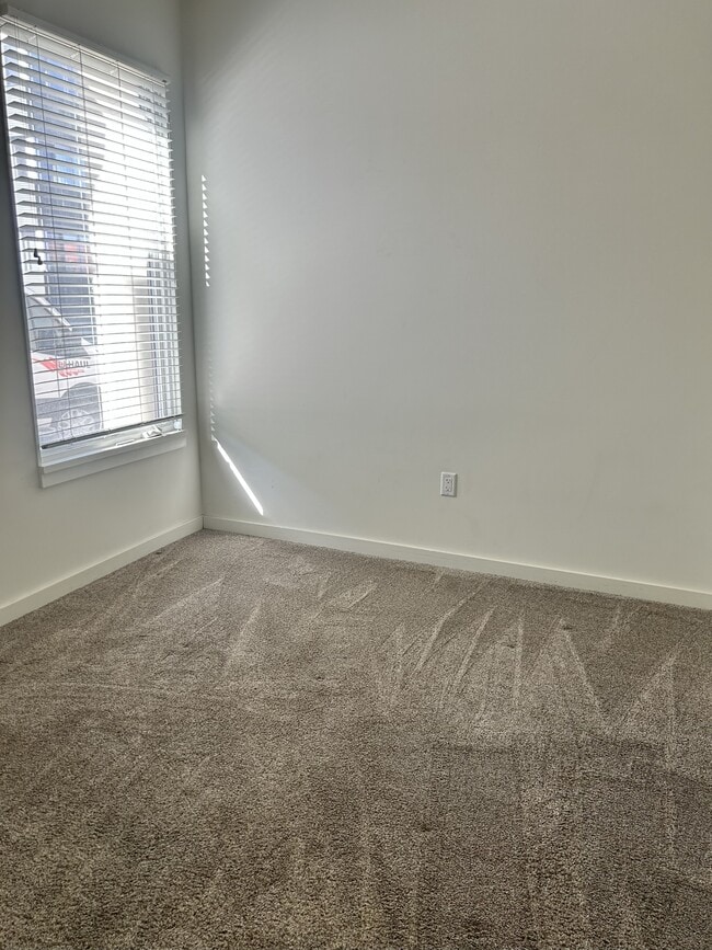 Building Photo - 198 Coleman St