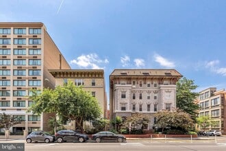 Building Photo - 1322 15th St NW