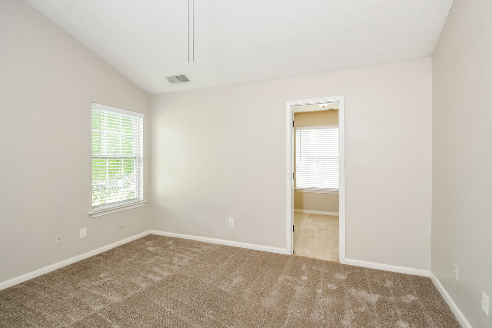 Building Photo - 2991 Heather Lake Dr