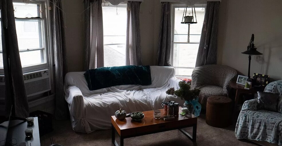 Living Room - 12 E Church St