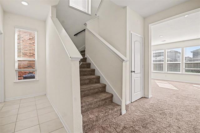 Building Photo - 7218 Bakersfield Ct