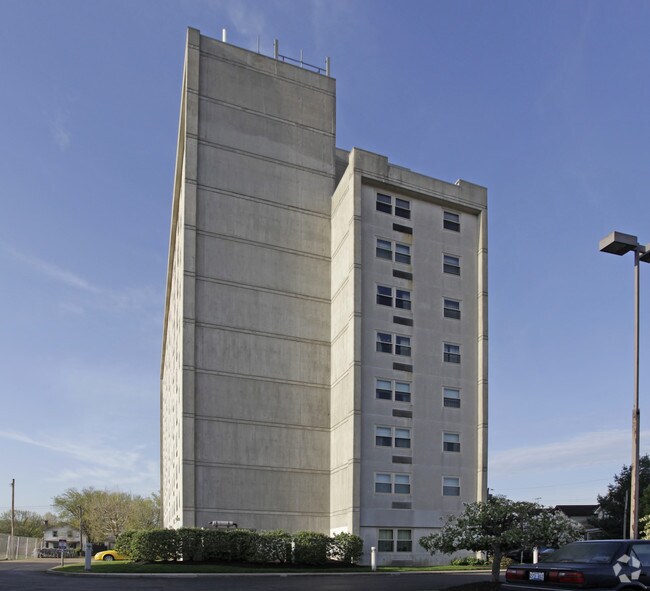 Colony Apartments - Latonia, KY | Apartment Finder