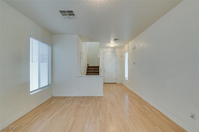 Building Photo - 10385 Morning Sorrow St