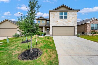 Building Photo - 22607 Green Jacket