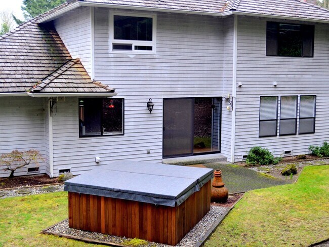 Building Photo - 3Bd/2.5Ba Sammamish House