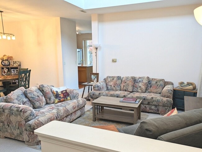 Building Photo - 2927 Falling Waters Ln