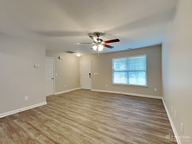 Building Photo - 2820 Wild Poplar Way